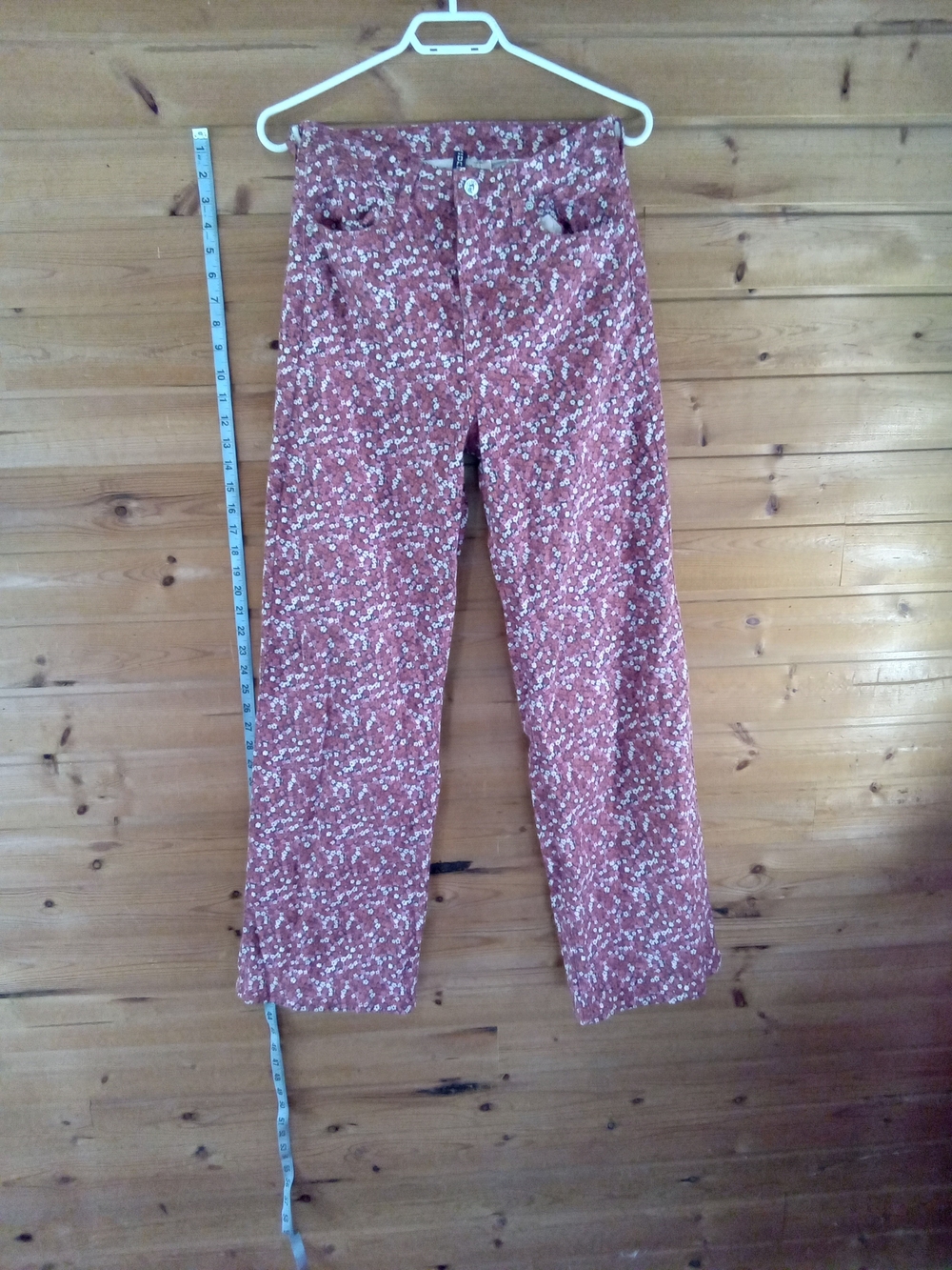Divided H&M Wide Leg . Size 6.Rust Floral Straight-Leg Jeans